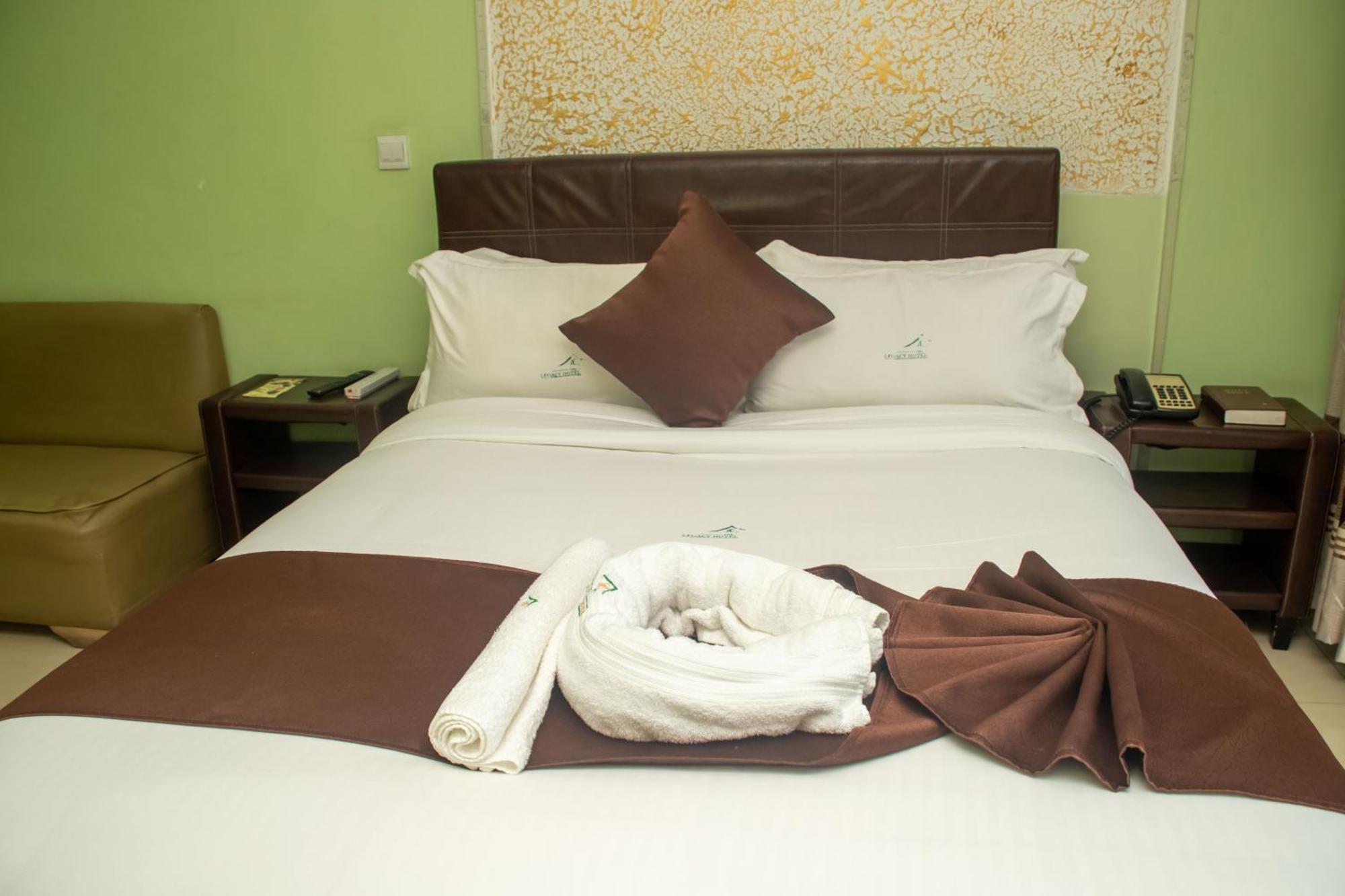 Legacy Hotel And Conference Centre Ltd Накуру Экстерьер фото